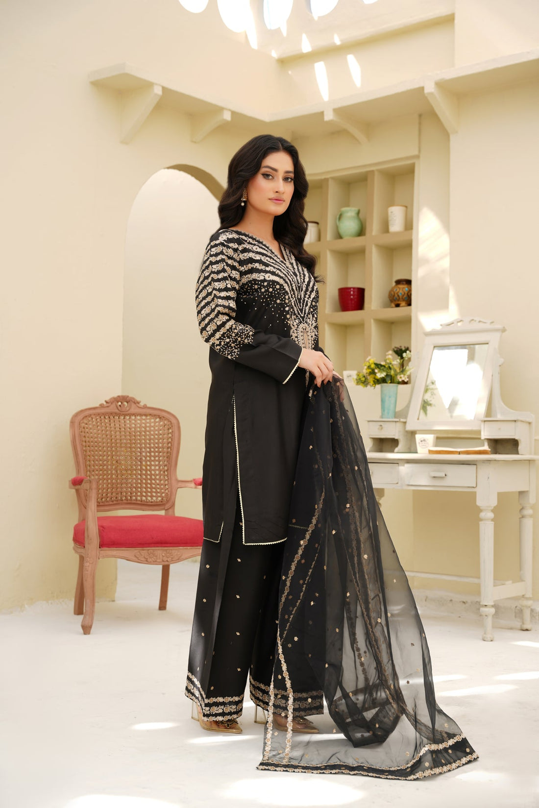 Sale live jazmin unstitched black golden slik 3pc