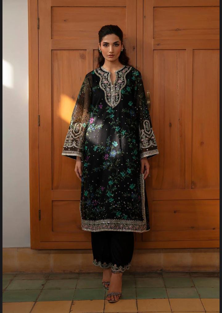 ETHNC 3PC SHAMOS SLIK WITH Organza Embroidered Dupatta_ZB028