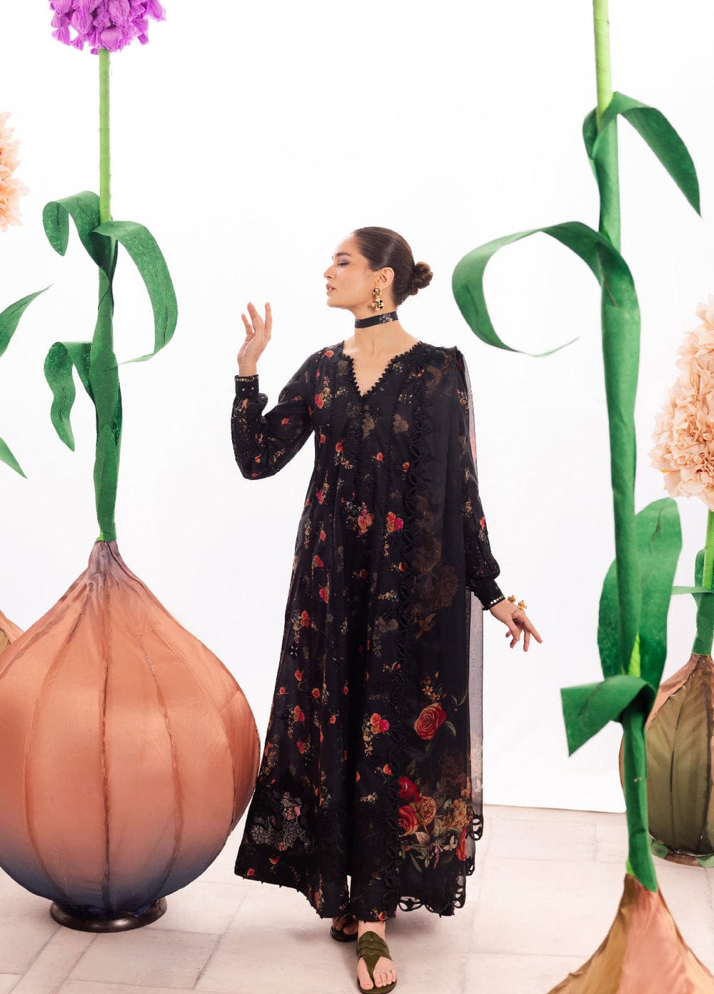 IZNIK Lawn Embroidered shirt with Embroidered chiffon duppta 3PC ZB101