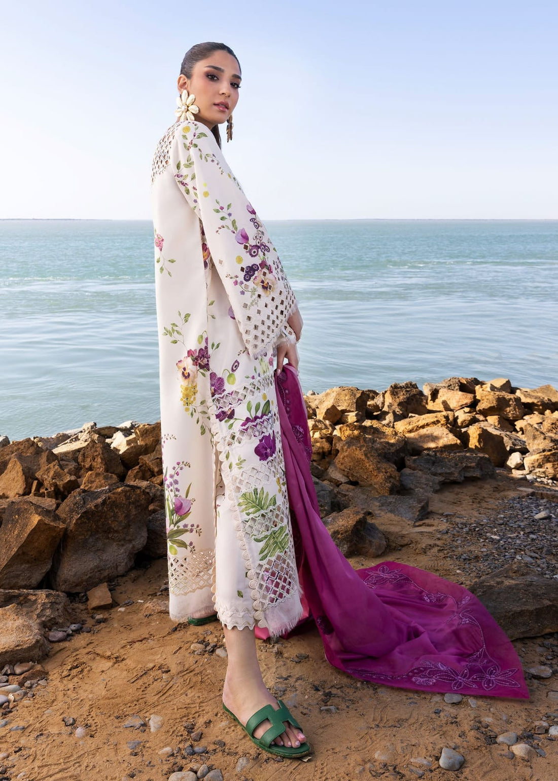 IZNIK Lawn Embroidered shirt with Embroidered chiffon duppta ZB104