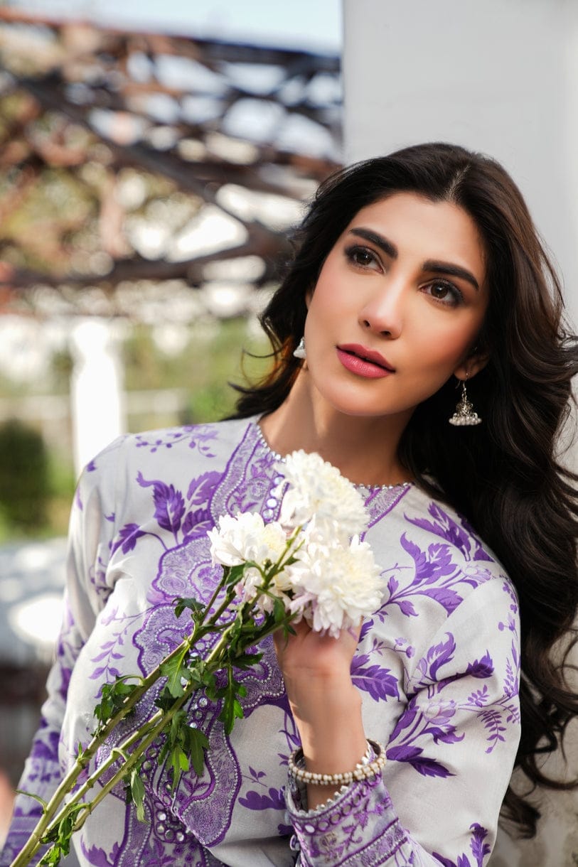 ANEELA,S lawn printed shirt with Embroidered chiffon duppta ZB114