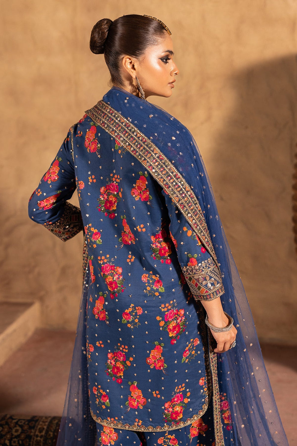 CHARIZMA Unstitched silk 3pc suit