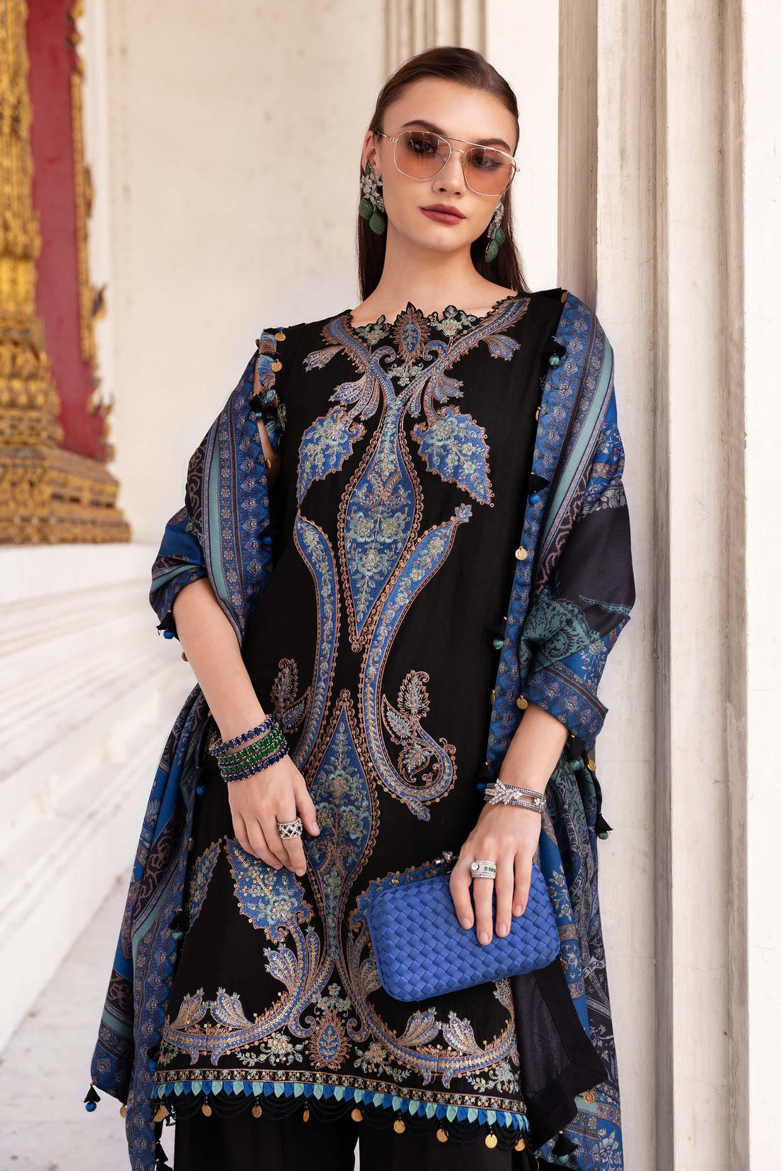 Maria B|M.prints_Lawn Embroidered 3piece suit